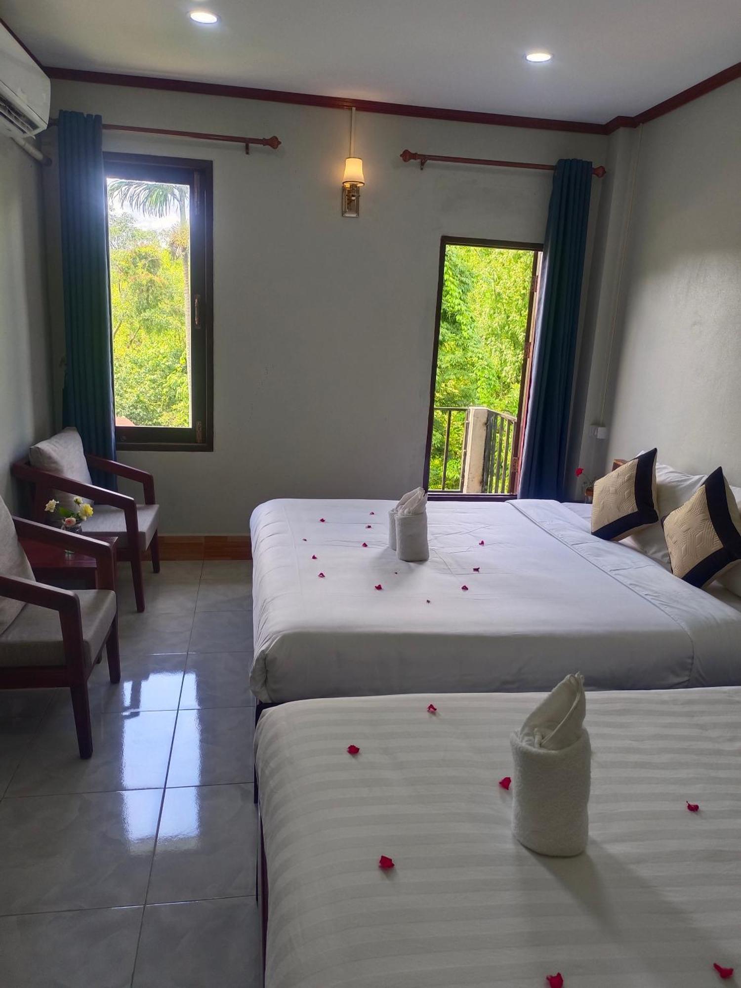 Vang Vieng Champa Hotel Eksteriør bilde